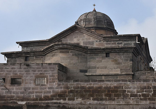 Surp Krikor Lusavoriç Kilisesi